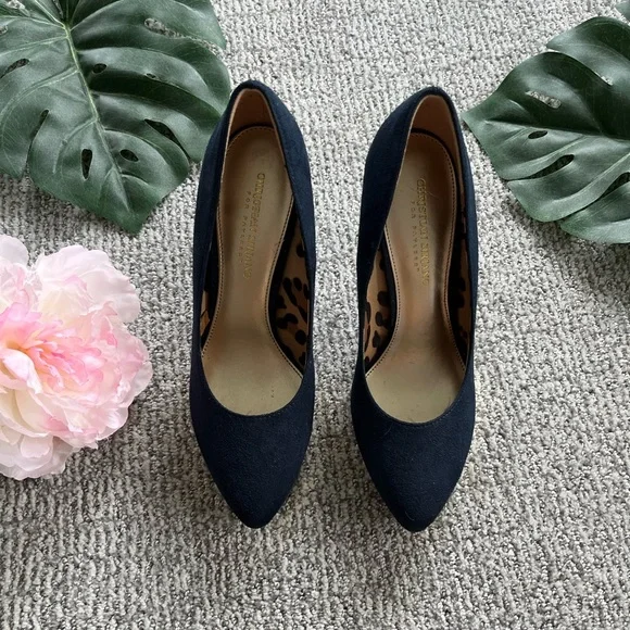 Christian Siriano Navy and Gold Pumps *Size 8 and 1/2* - Picture 2 of 9